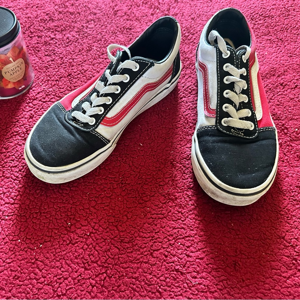 Black / Red / White Vans - Size 3y